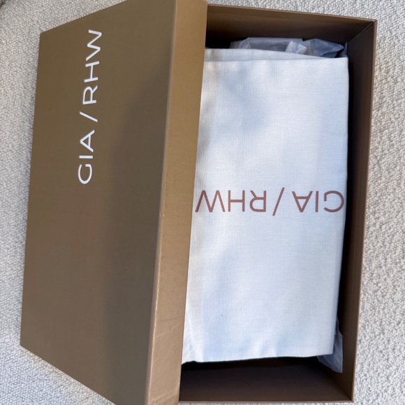 Gia Borghini x RHW Buckle Sandals - Taupe Suede, Size 8 (EU 38) - Picture 6 of 6